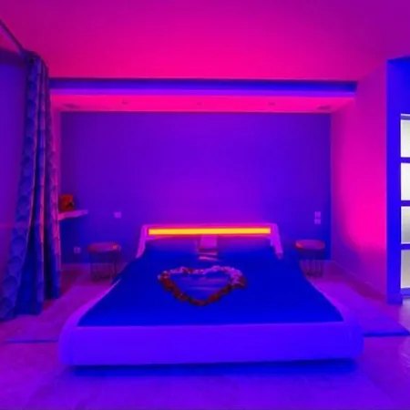 Дом отдыха Le Loft En Bulles Saint-Maurin